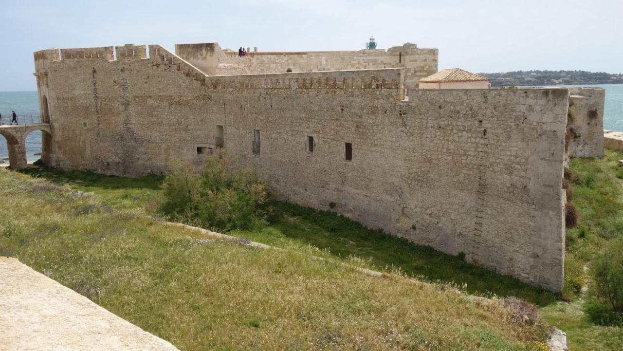 La Casa Al Castello Maniace Villa Syracuse Exterior foto
